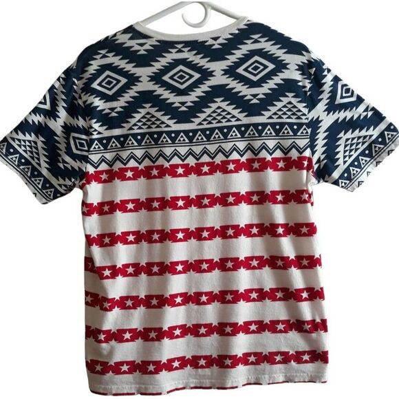 Route 66 T Shirt Men Large Red White Blue Stars Short Sleeves V Neck Lightweight - Picture 2 of 9